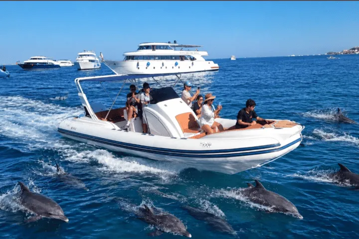 Výlet motorovým člunem Hurghada Dolphin House – soukromé dobrodružství a šnorchlování
